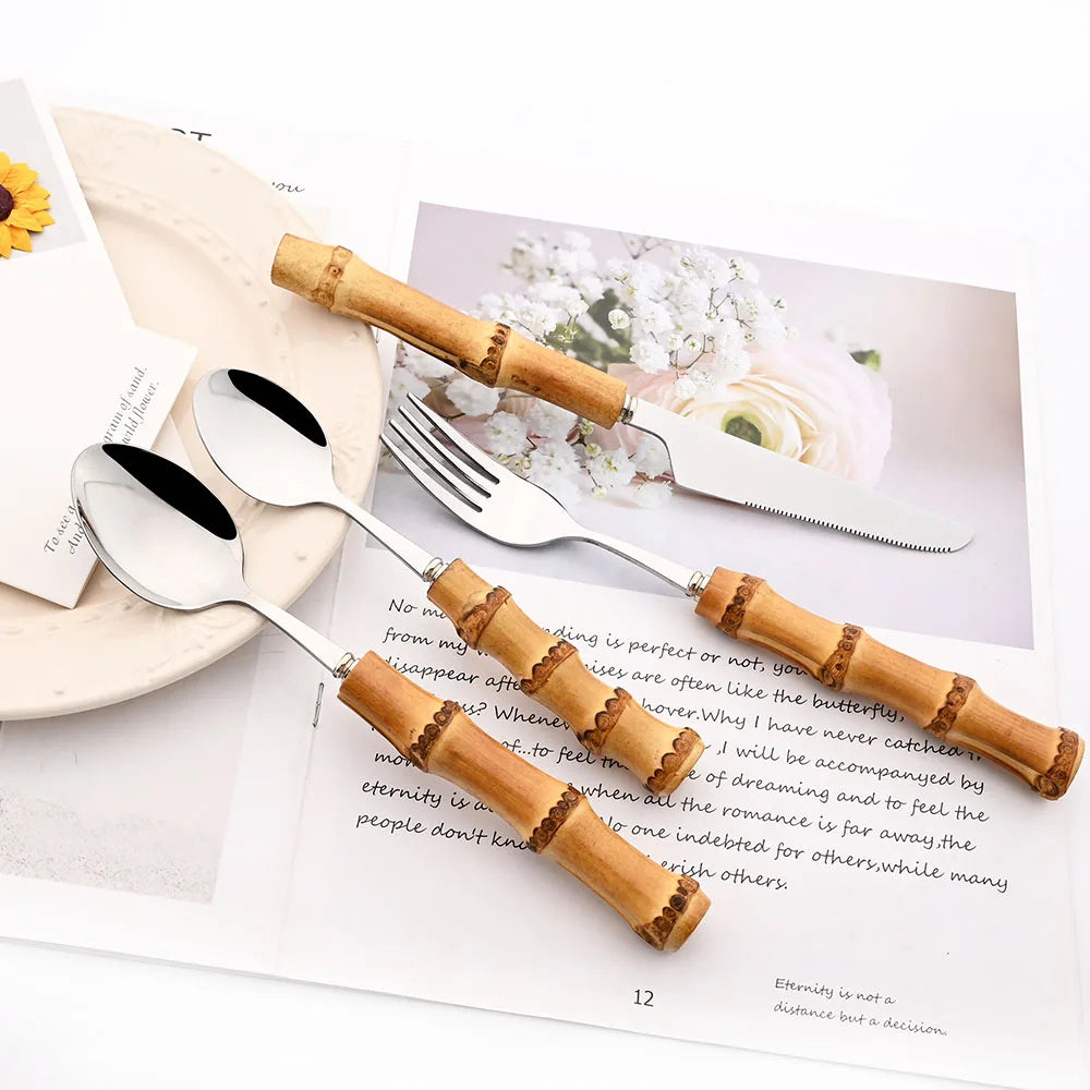 Jogo de Talheres Inox 24 Peças – Cabo Bambu Natural